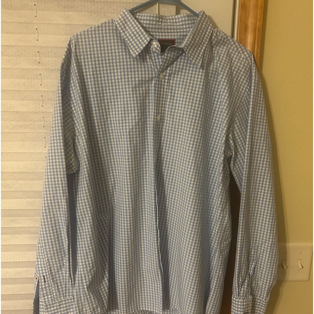 Men’s long sleeve shirt